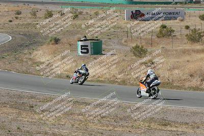 media/Apr-20-2025-AHRMA (Sun) [[393a79c373]]/Race/Group 11 early race/Turn 4b/